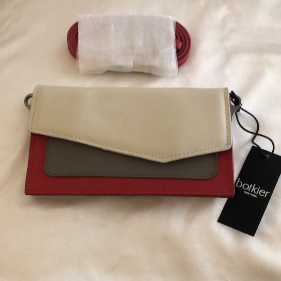 Botkier New York Cobble Hill Expandable Leather Crossbody Luscious Red Combo NWT - Picture 5 of 16